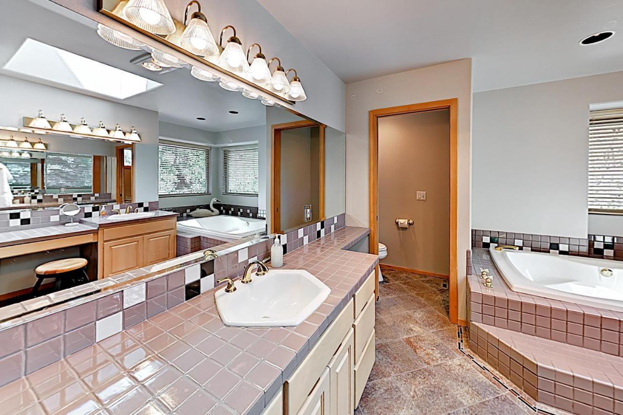 Tree Branch Cabin Sunriver Luaran gambar